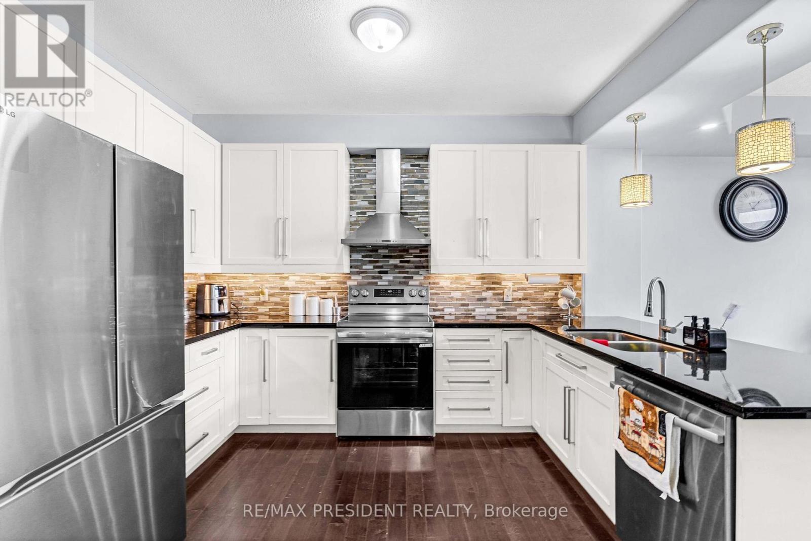 199 Tanglewood Drive, Hamilton, Ontario  L0R 1C0 - Photo 17 - X12538288