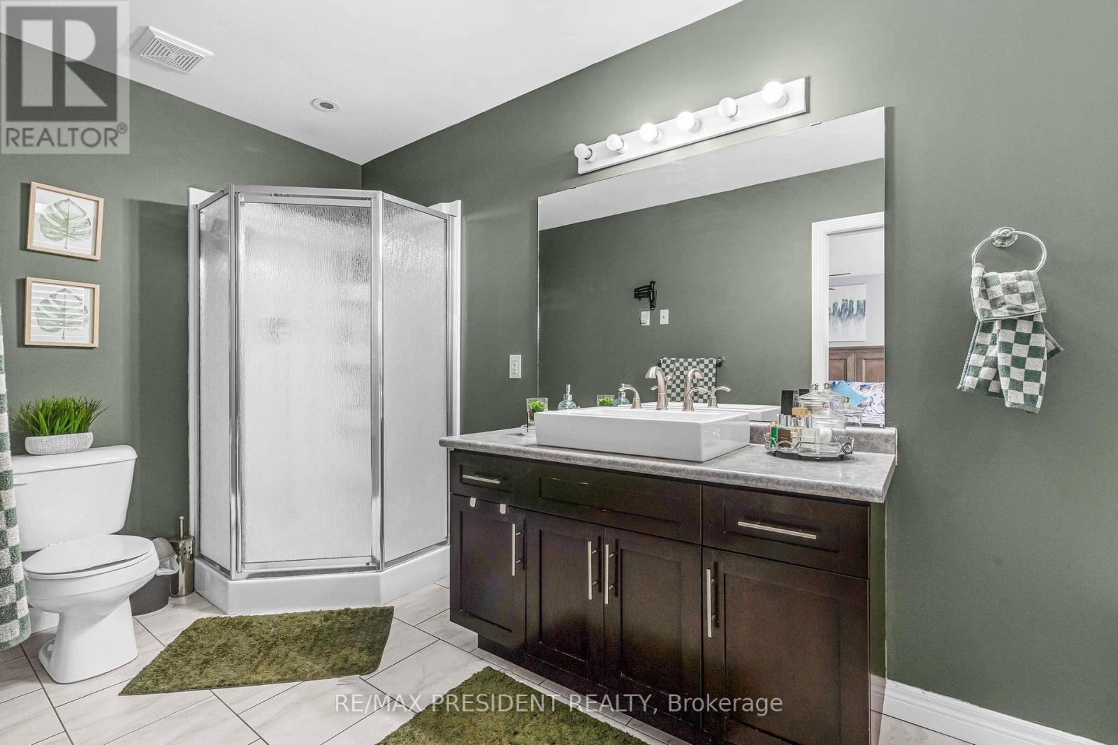 199 Tanglewood Drive, Hamilton, Ontario  L0R 1C0 - Photo 22 - X12538288