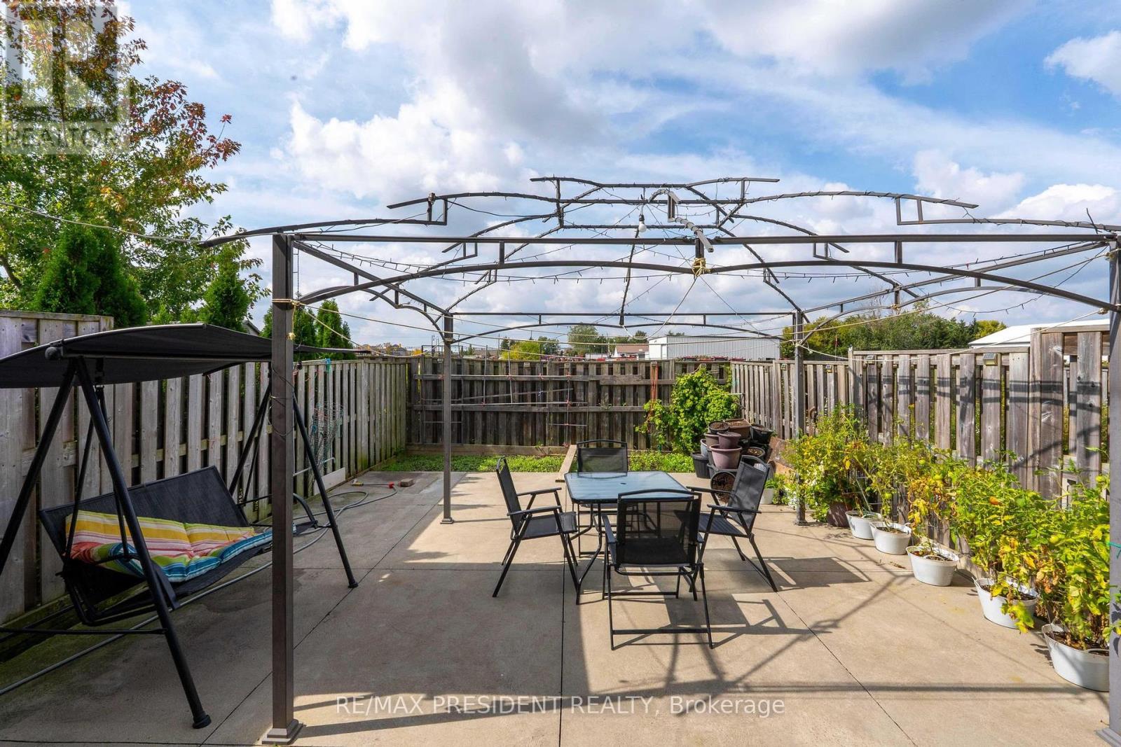 199 Tanglewood Drive, Hamilton, Ontario  L0R 1C0 - Photo 31 - X12538288