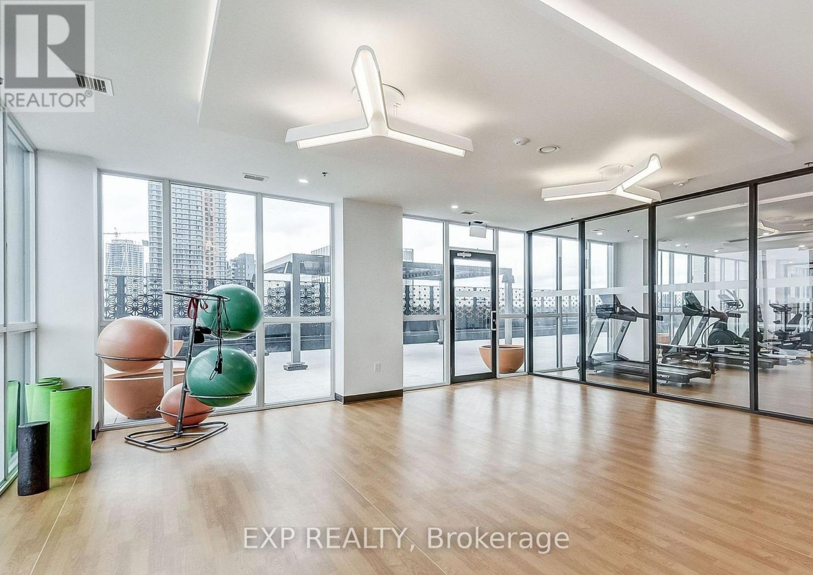 1108b - 60 Charles Street W, Kitchener, Ontario  N2G 0C9 - Photo 23 - X12538298