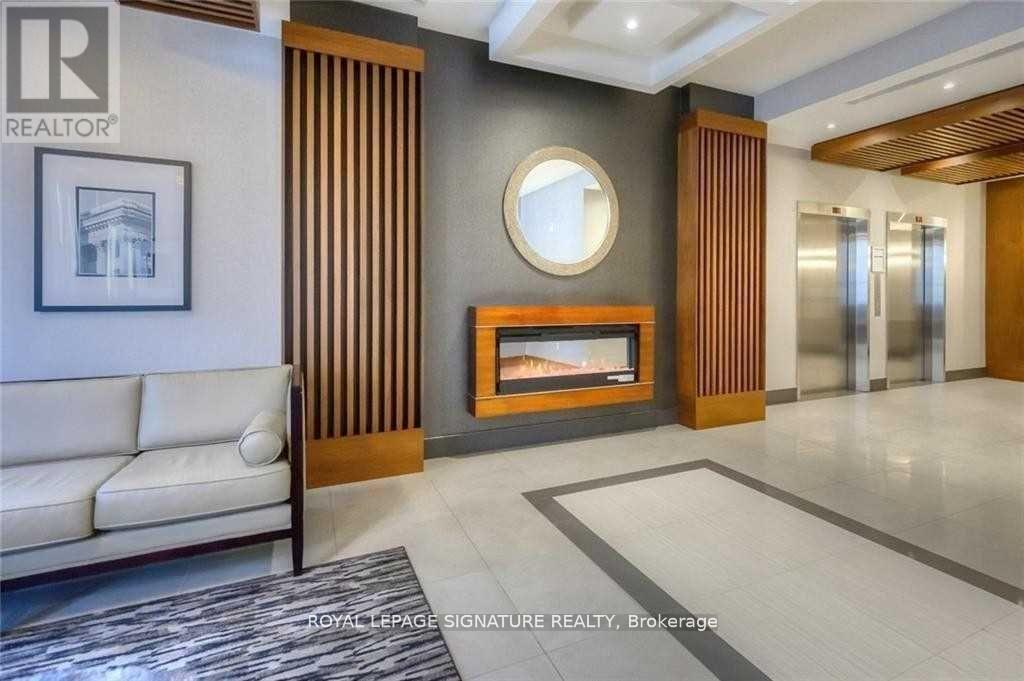 1110 - 150 Main Street W, Hamilton, Ontario  L8P 1H8 - Photo 3 - X12538352