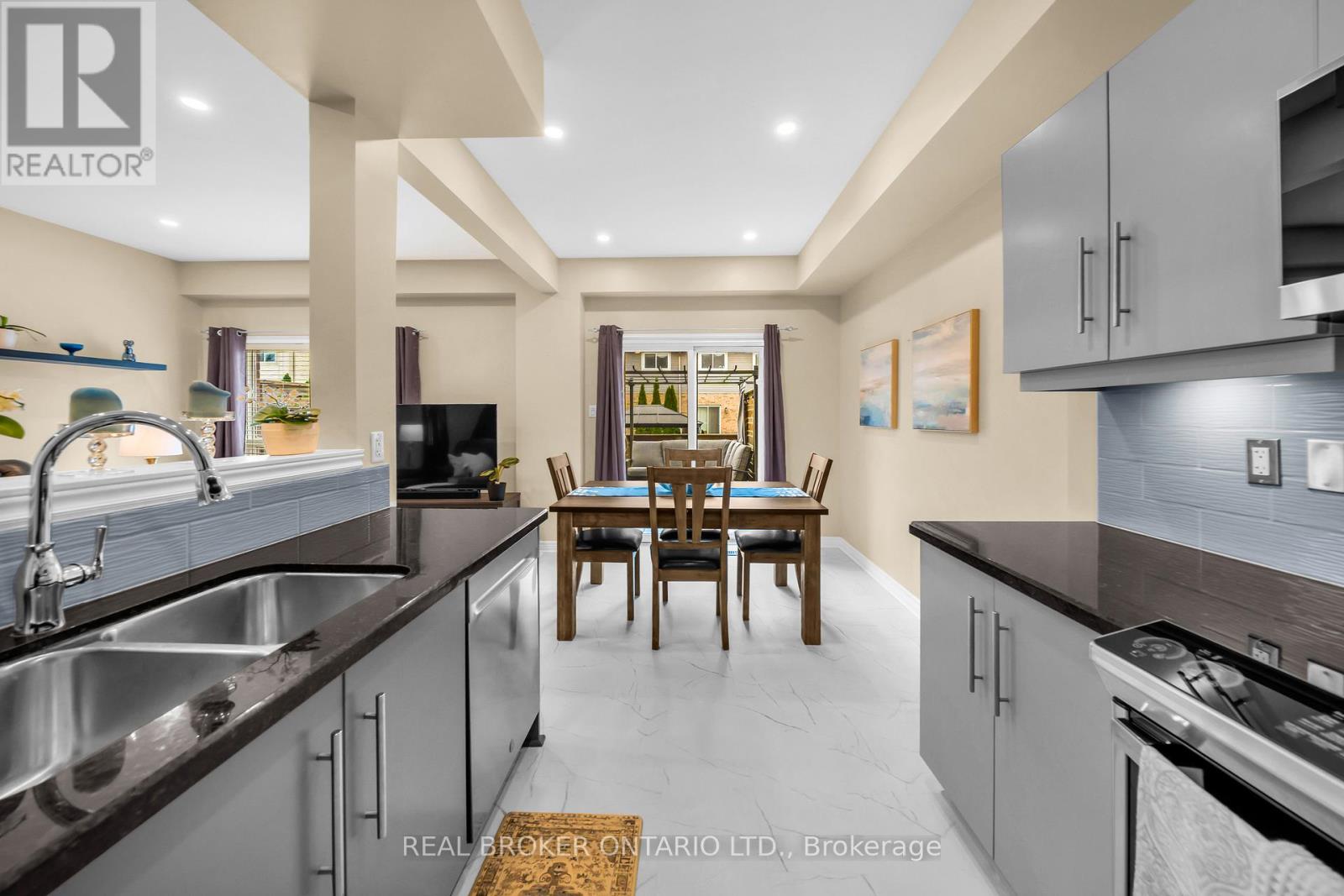 22 - 40 Dartmouth Gate, Hamilton, Ontario  L8E 0C4 - Photo 11 - X12538428