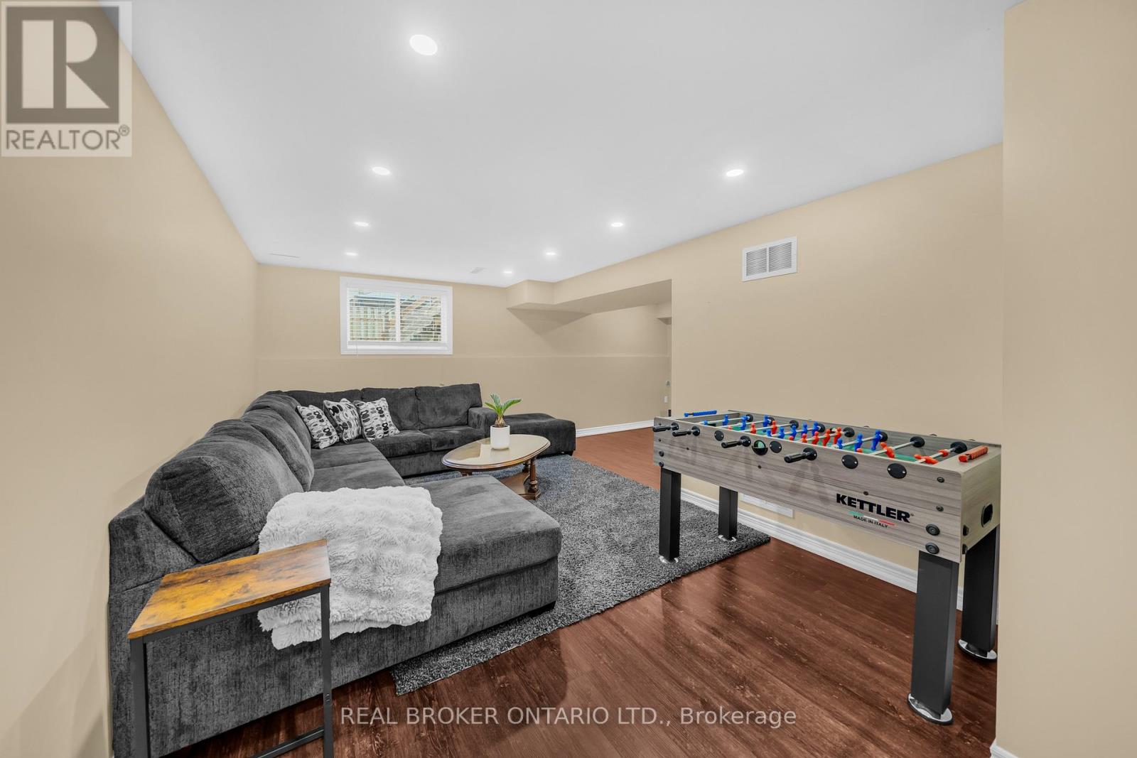 22 - 40 Dartmouth Gate, Hamilton, Ontario  L8E 0C4 - Photo 31 - X12538428