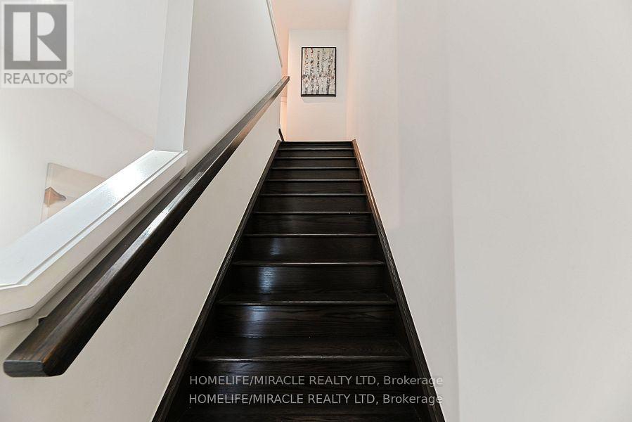 15 - 35 Midhurst Heights, Hamilton, Ontario  L8J 0K9 - Photo 18 - X12538442