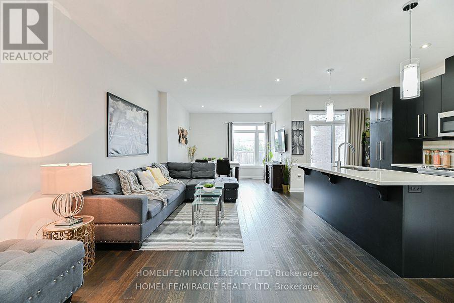 15 - 35 Midhurst Heights, Hamilton, Ontario  L8J 0K9 - Photo 7 - X12538442