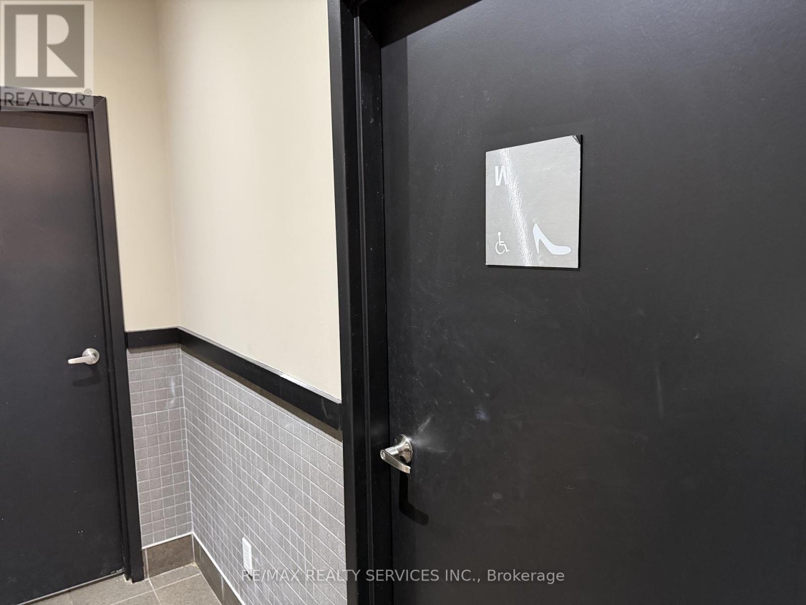 325 Max Becker Drive, Kitchener, Ontario  N2E 4H5 - Photo 14 - X12538452