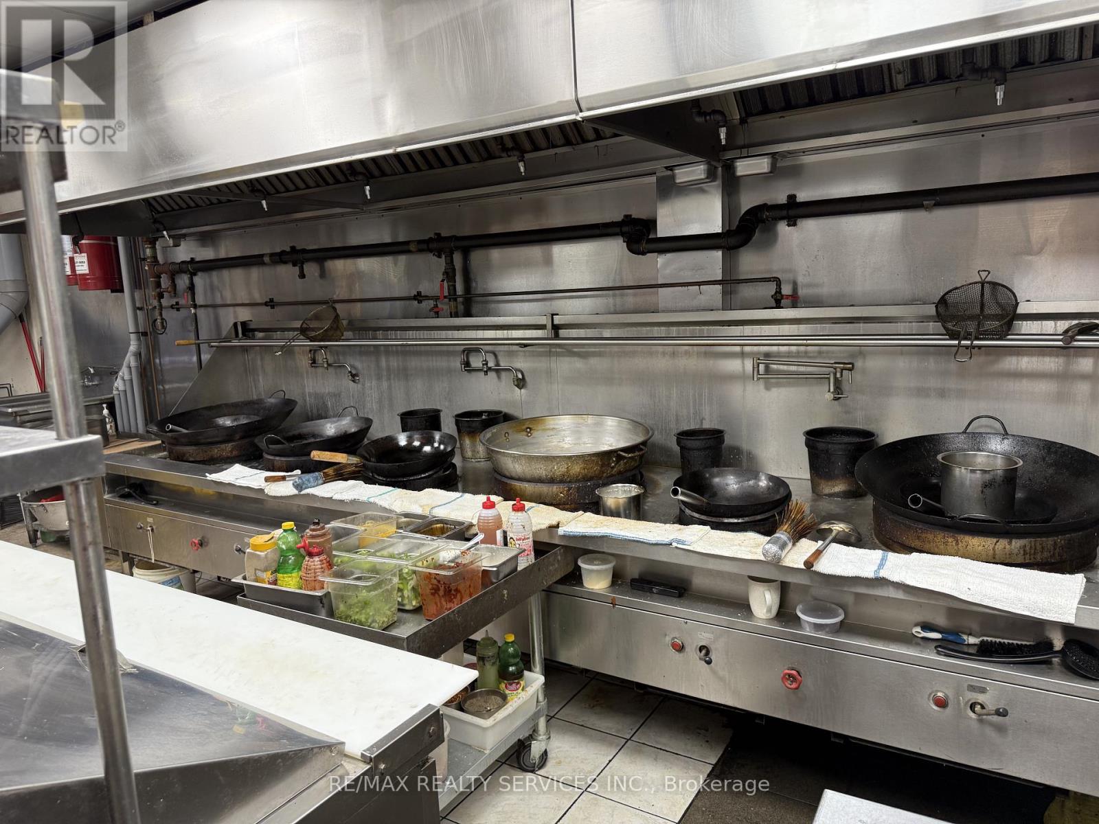 325 Max Becker Drive, Kitchener, Ontario  N2E 4H5 - Photo 19 - X12538452