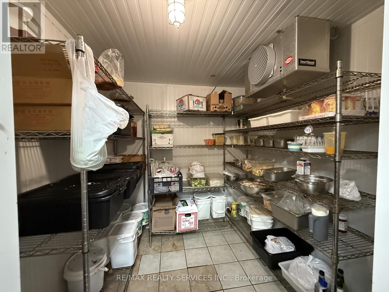 325 Max Becker Drive, Kitchener, Ontario  N2E 4H5 - Photo 28 - X12538452