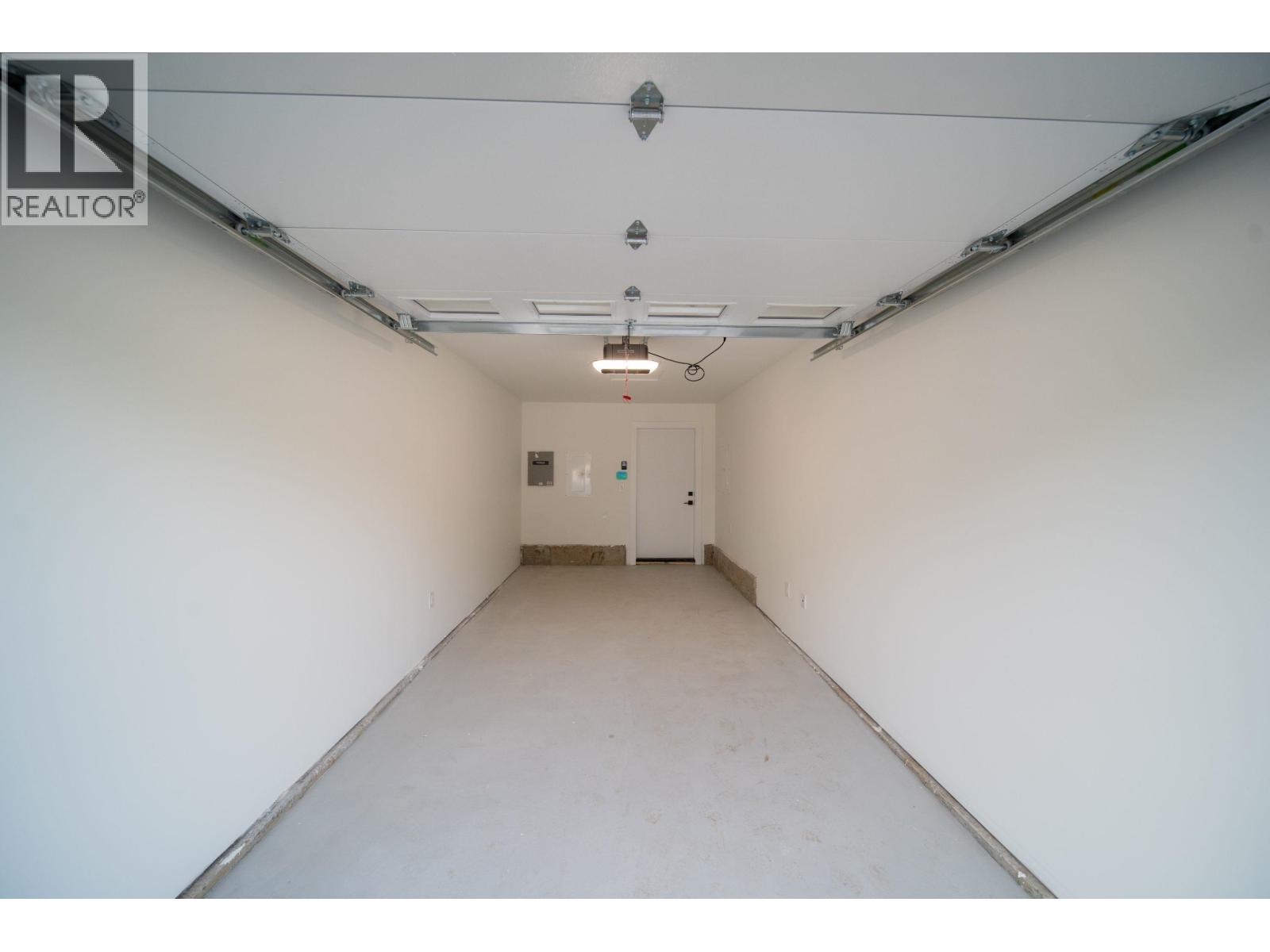 2 3576 E Pender Street, Vancouver, British Columbia  V5K 2E3 - Photo 22 - R3066526