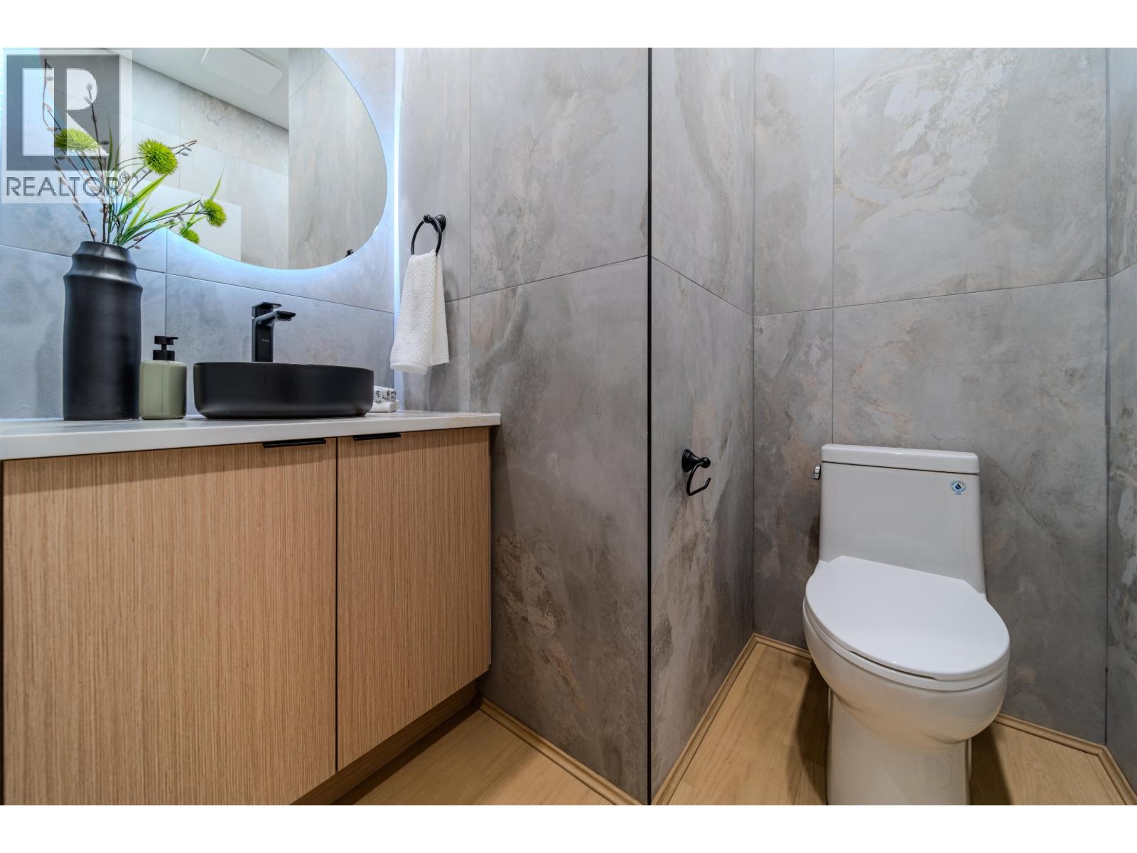 2 3576 E Pender Street, Vancouver, British Columbia  V5K 2E3 - Photo 25 - R3066526