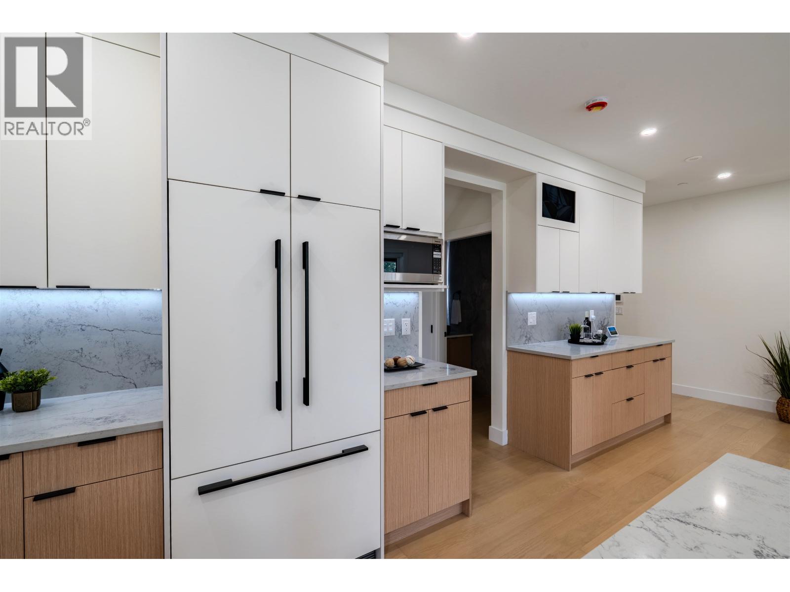 2 3576 E Pender Street, Vancouver, British Columbia  V5K 2E3 - Photo 15 - R3066526