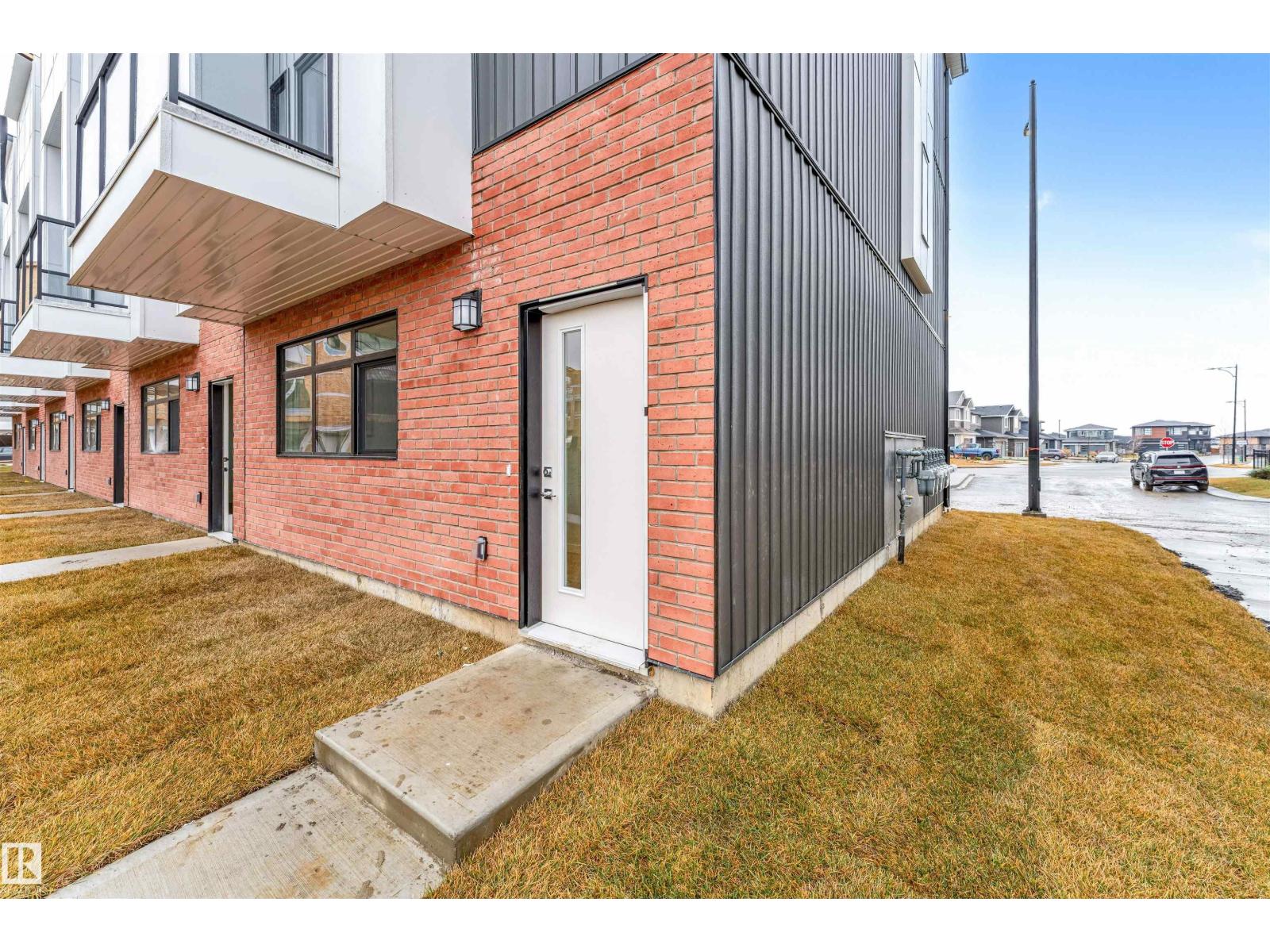 #59 130 Element Dr, St. Albert, Alberta  T8N 7X2 - Photo 2 - E4465492