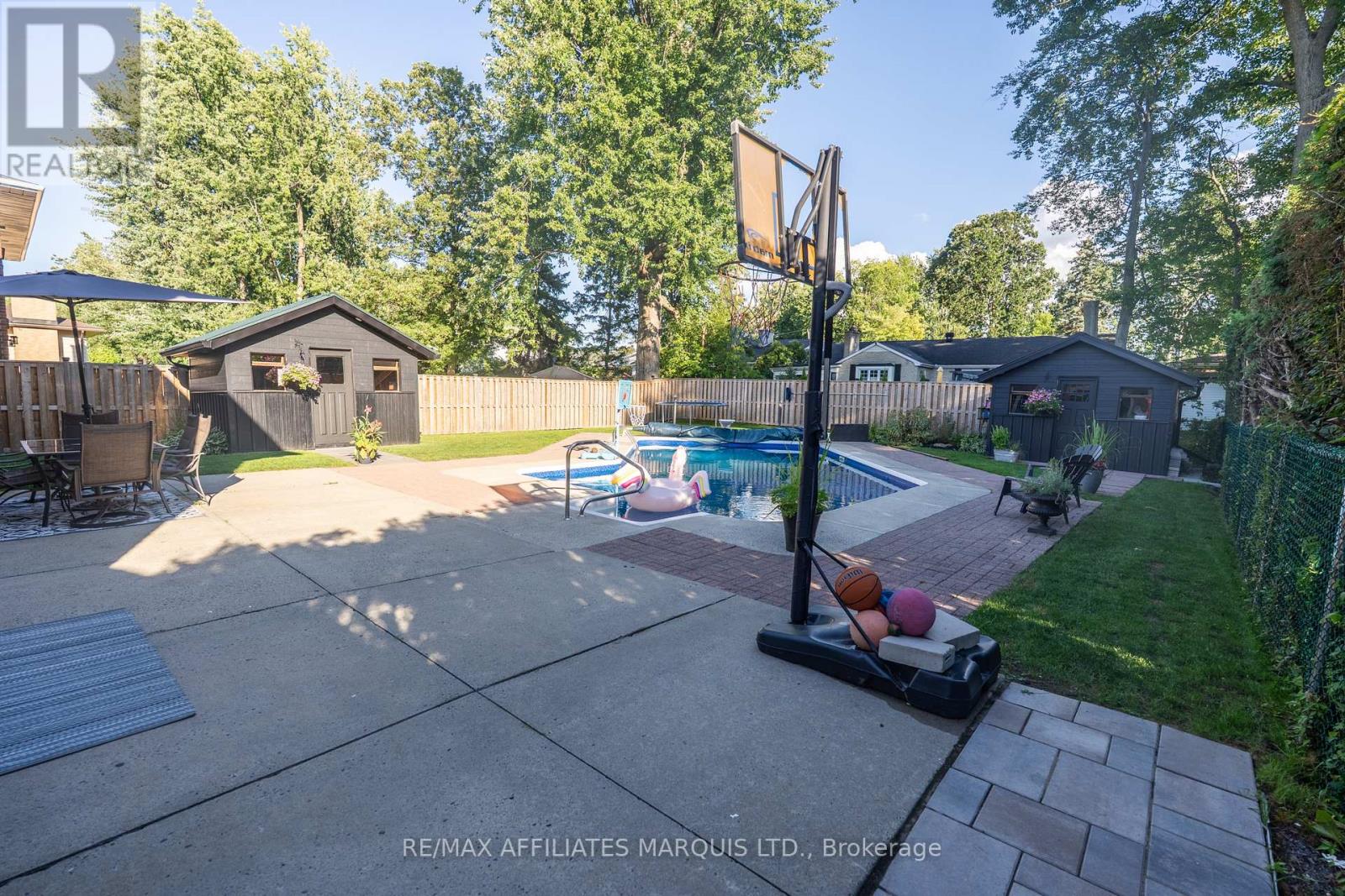 1612 Grant Avenue, Cornwall, Ontario  K6J 5J4 - Photo 37 - X12365119