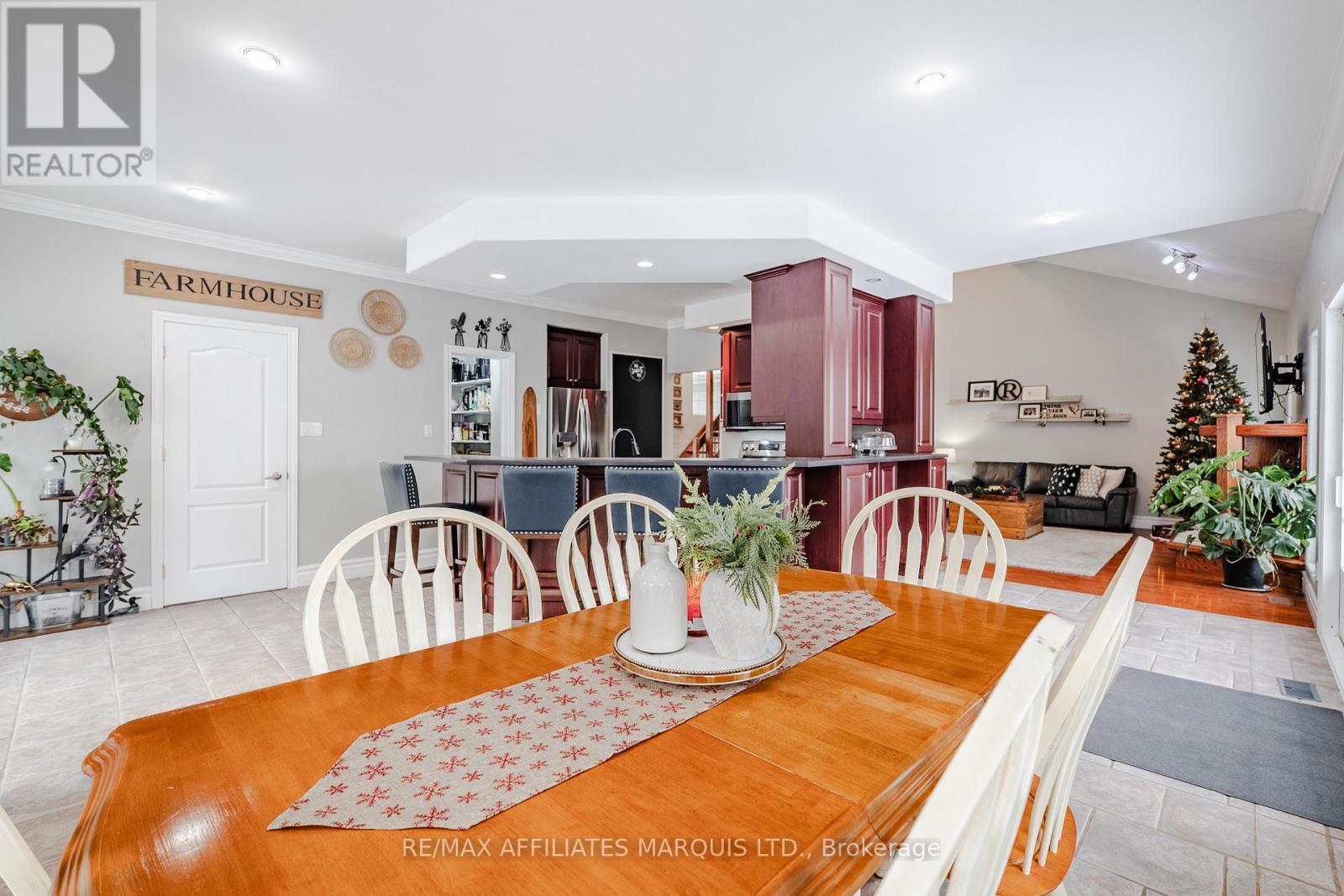 17630 Cameron Road, South Stormont, Ontario  K0C 2A0 - Photo 14 - X12538586