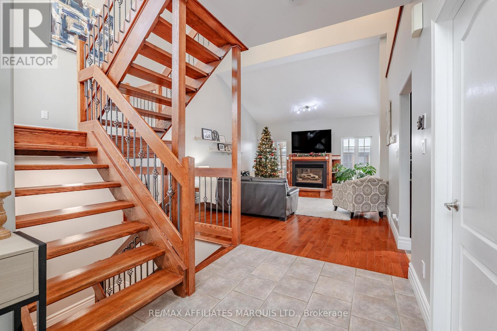 17630 Cameron Road, South Stormont, Ontario  K0C 2A0 - Photo 6 - X12538586