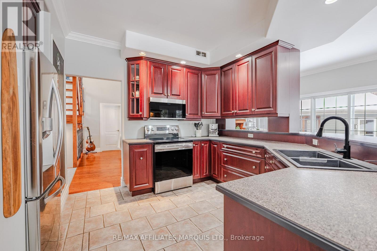 17630 Cameron Road, South Stormont, Ontario  K0C 2A0 - Photo 9 - X12538586