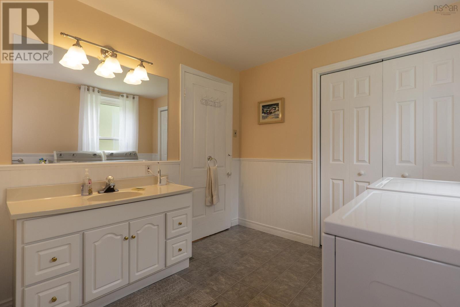 4539 Highway 242, Maccan, Nova Scotia  B0L 1B0 - Photo 17 - 202517009