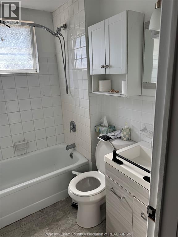 145 Lakeview Drive, Lakeshore, Ontario  N0R 1A0 - Photo 12 - 25028666