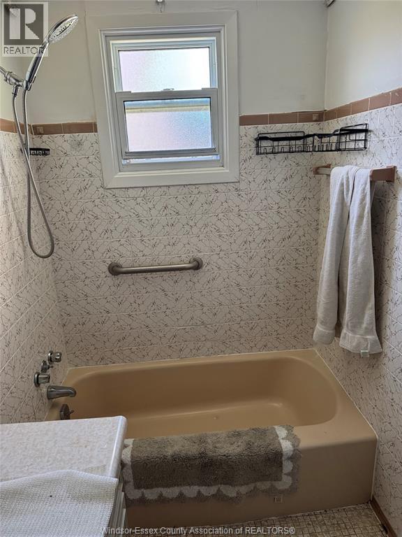 145 Lakeview Drive, Lakeshore, Ontario  N0R 1A0 - Photo 16 - 25028666