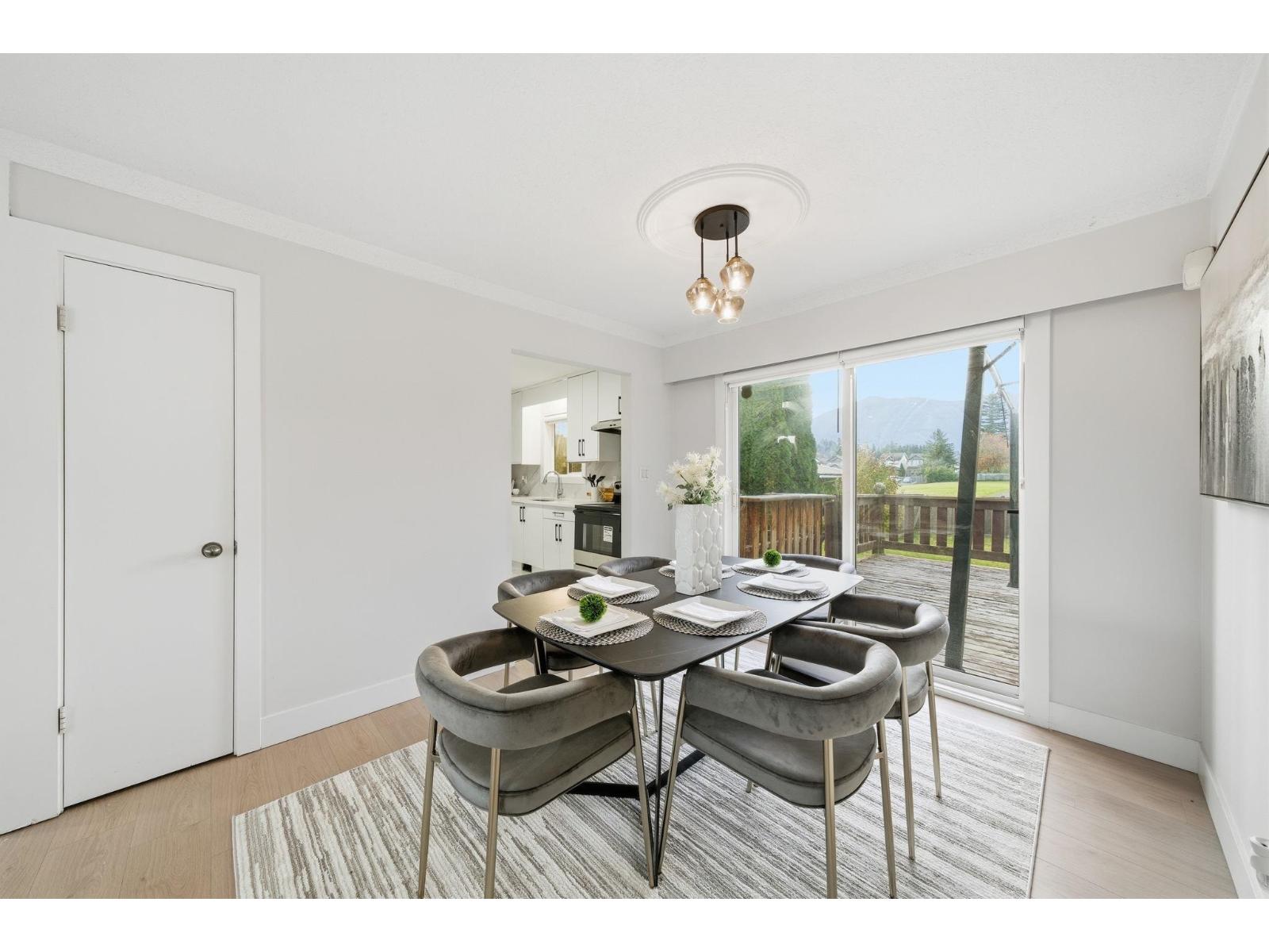 45266 Balmoral Avenue, Sardis South, Chilliwack, British Columbia  V2R 3G9 - Photo 6 - R3066402