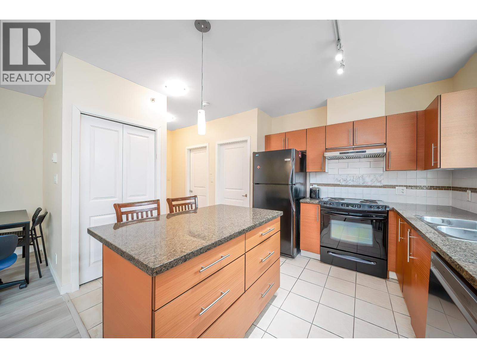 205 5611 Goring Street, Burnaby, British Columbia  V5B 0A3 - Photo 19 - R3066384