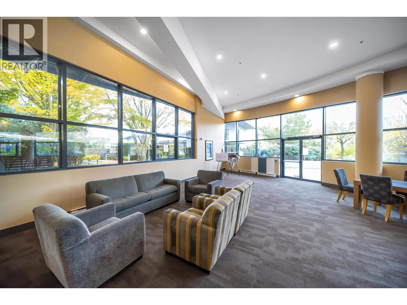 205 5611 Goring Street, Burnaby, British Columbia  V5B 0A3 - Photo 6 - R3066384