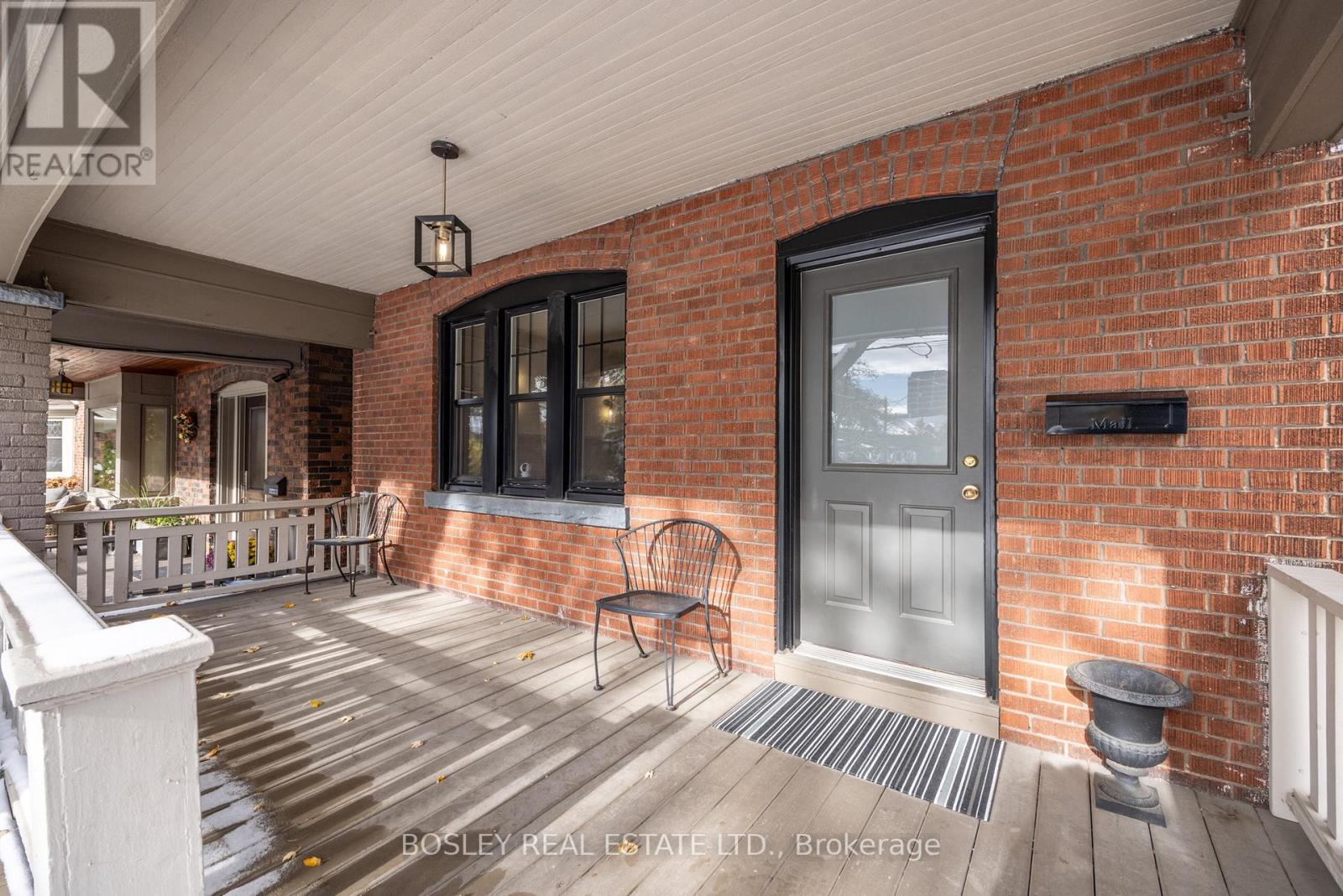 88 MANOR ROAD E, Toronto, Ontario