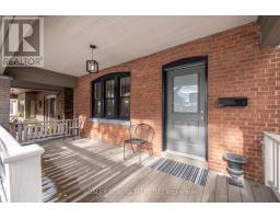 88 MANOR ROAD E, Toronto, Ontario