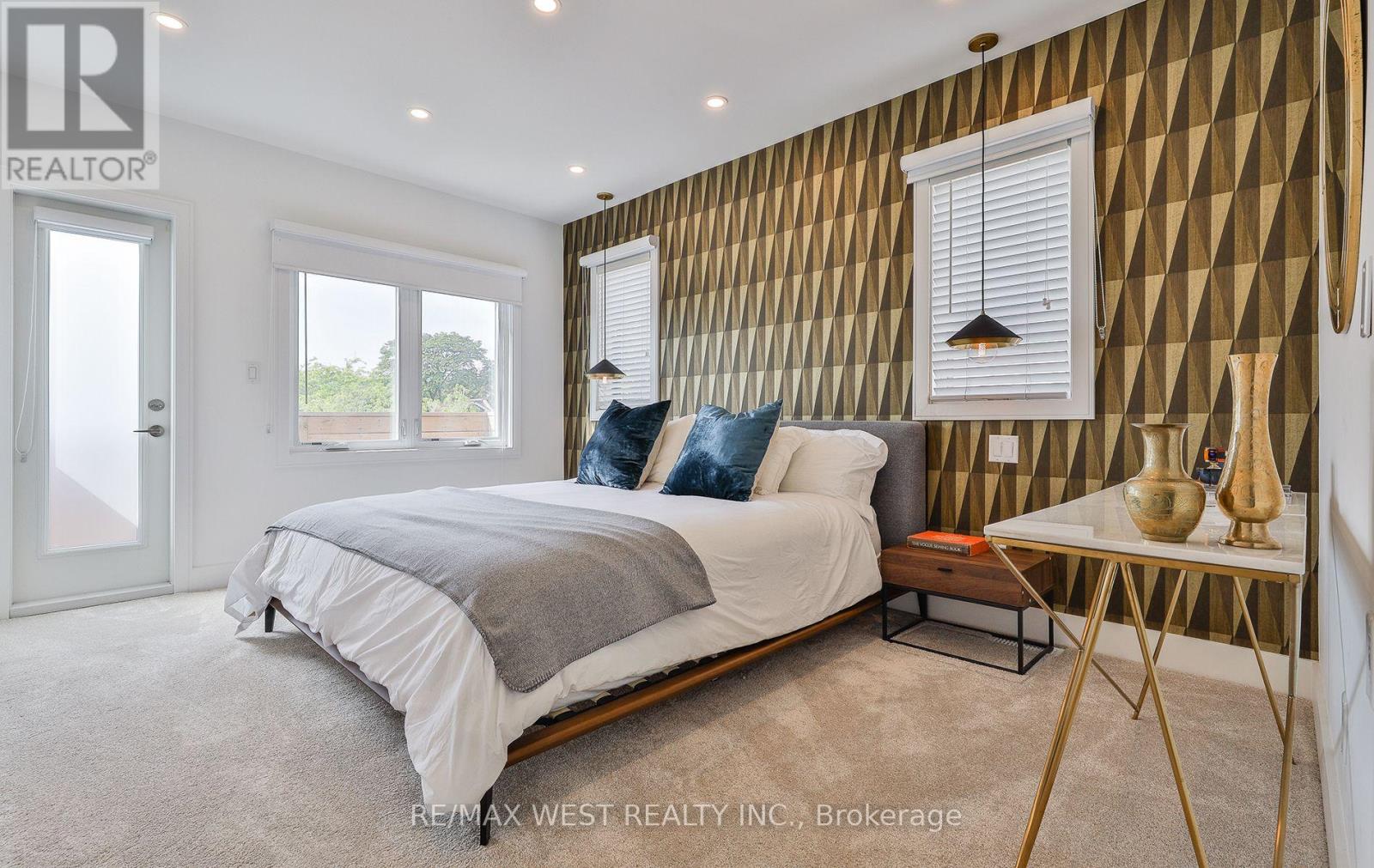 734 Shaw Street, Toronto, Ontario  M6G 3L7 - Photo 11 - C12538598