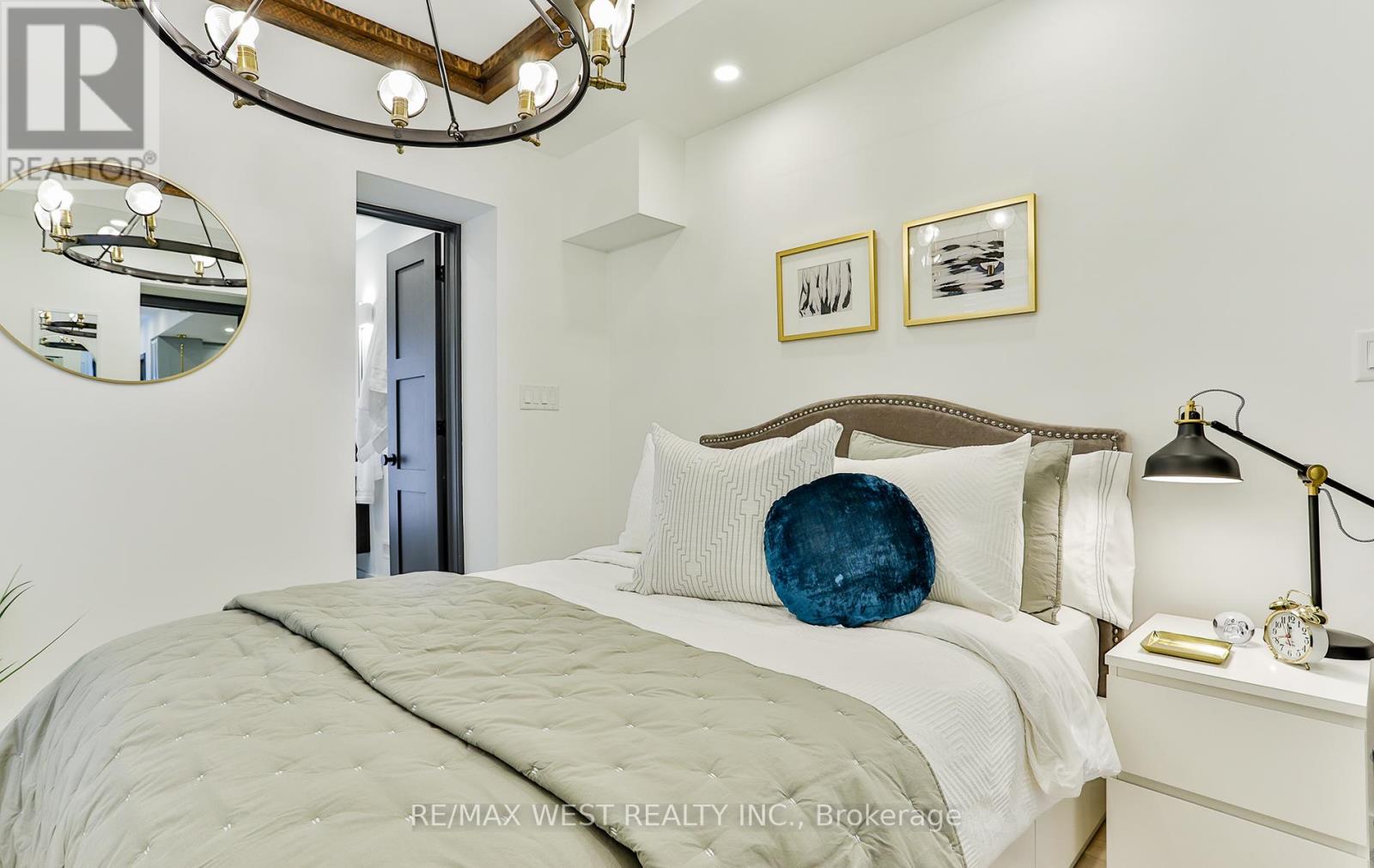 734 Shaw Street, Toronto, Ontario  M6G 3L7 - Photo 23 - C12538598