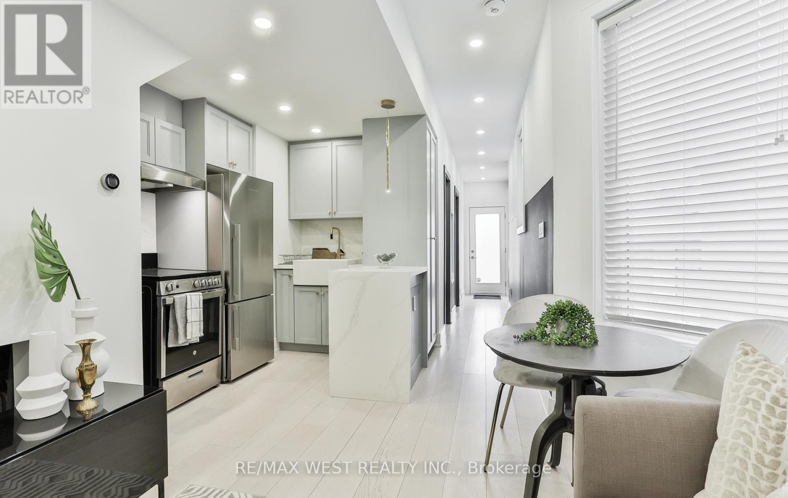 734 Shaw Street, Toronto, Ontario  M6G 3L7 - Photo 26 - C12538598