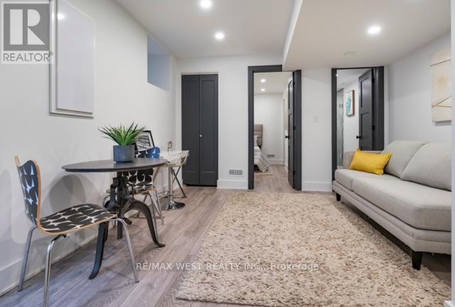 734 Shaw Street, Toronto, Ontario  M6G 3L7 - Photo 37 - C12538598