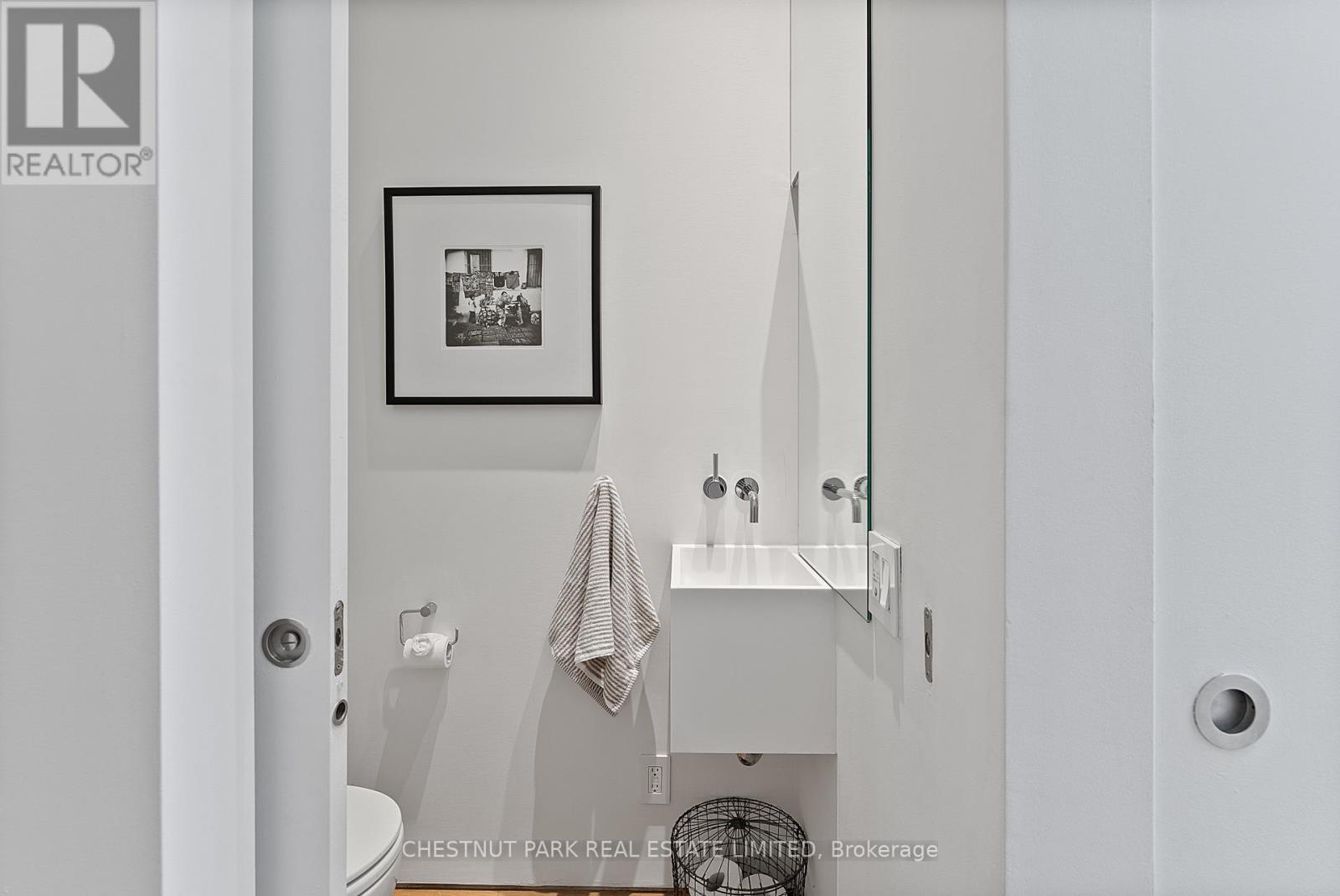 82 Robert Street, Toronto, Ontario  M5S 2K3 - Photo 22 - C12538600