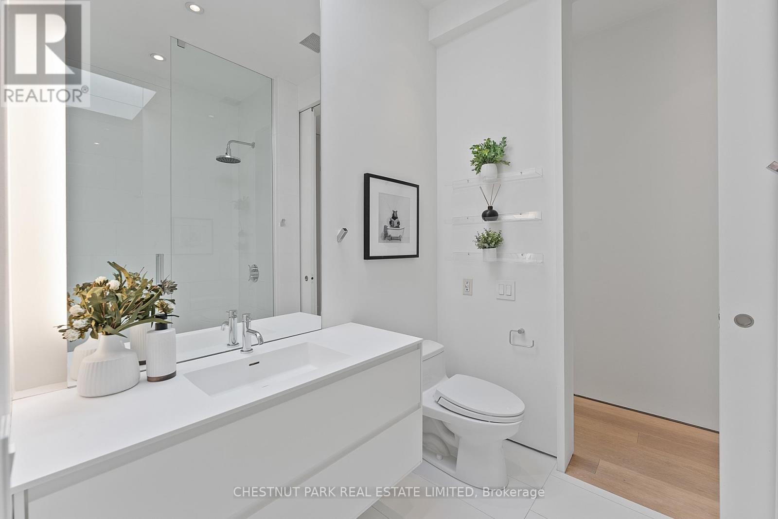 82 Robert Street, Toronto, Ontario  M5S 2K3 - Photo 32 - C12538600