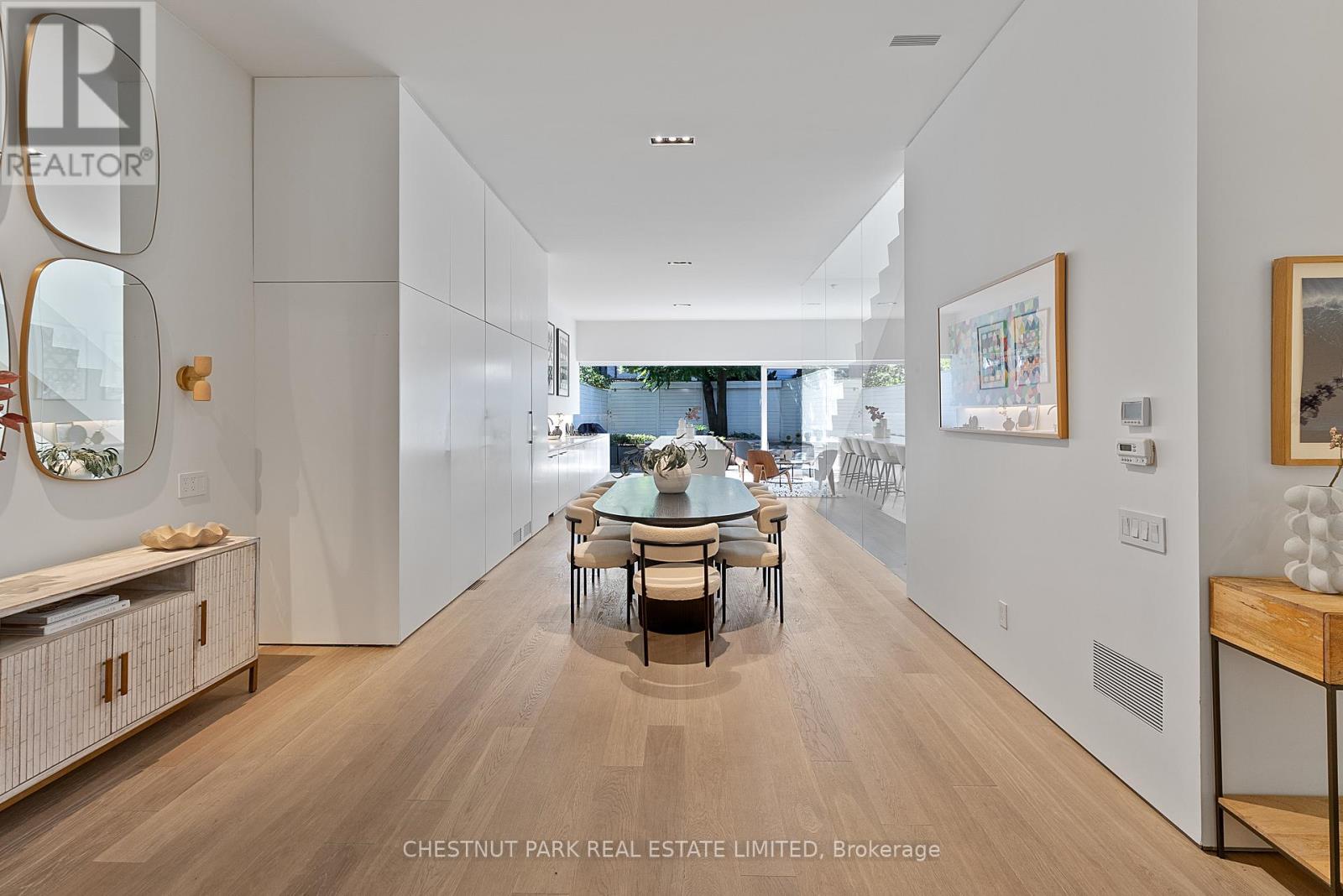 82 Robert Street, Toronto, Ontario  M5S 2K3 - Photo 6 - C12538600