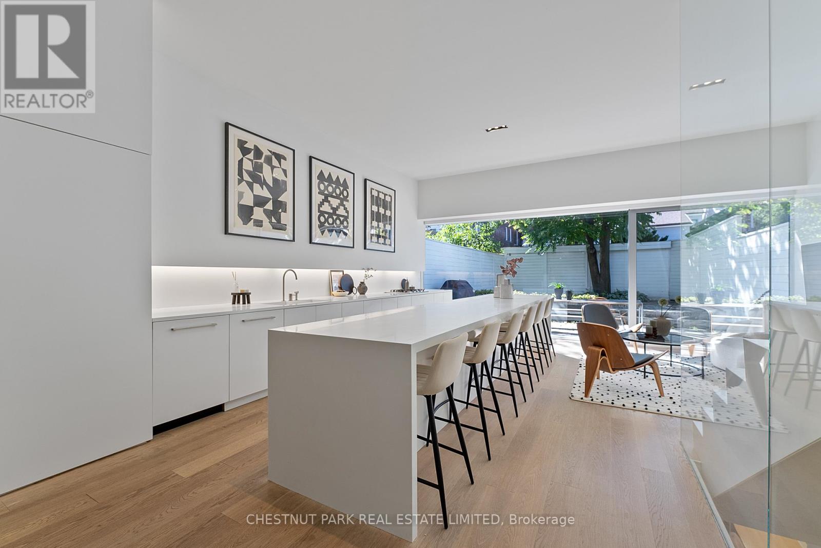 82 Robert Street, Toronto, Ontario  M5S 2K3 - Photo 9 - C12538600