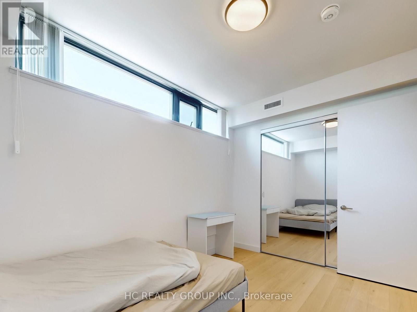 1605 - 81 Wellesley Street E, Toronto, Ontario  M4Y 1H8 - Photo 18 - C12538606