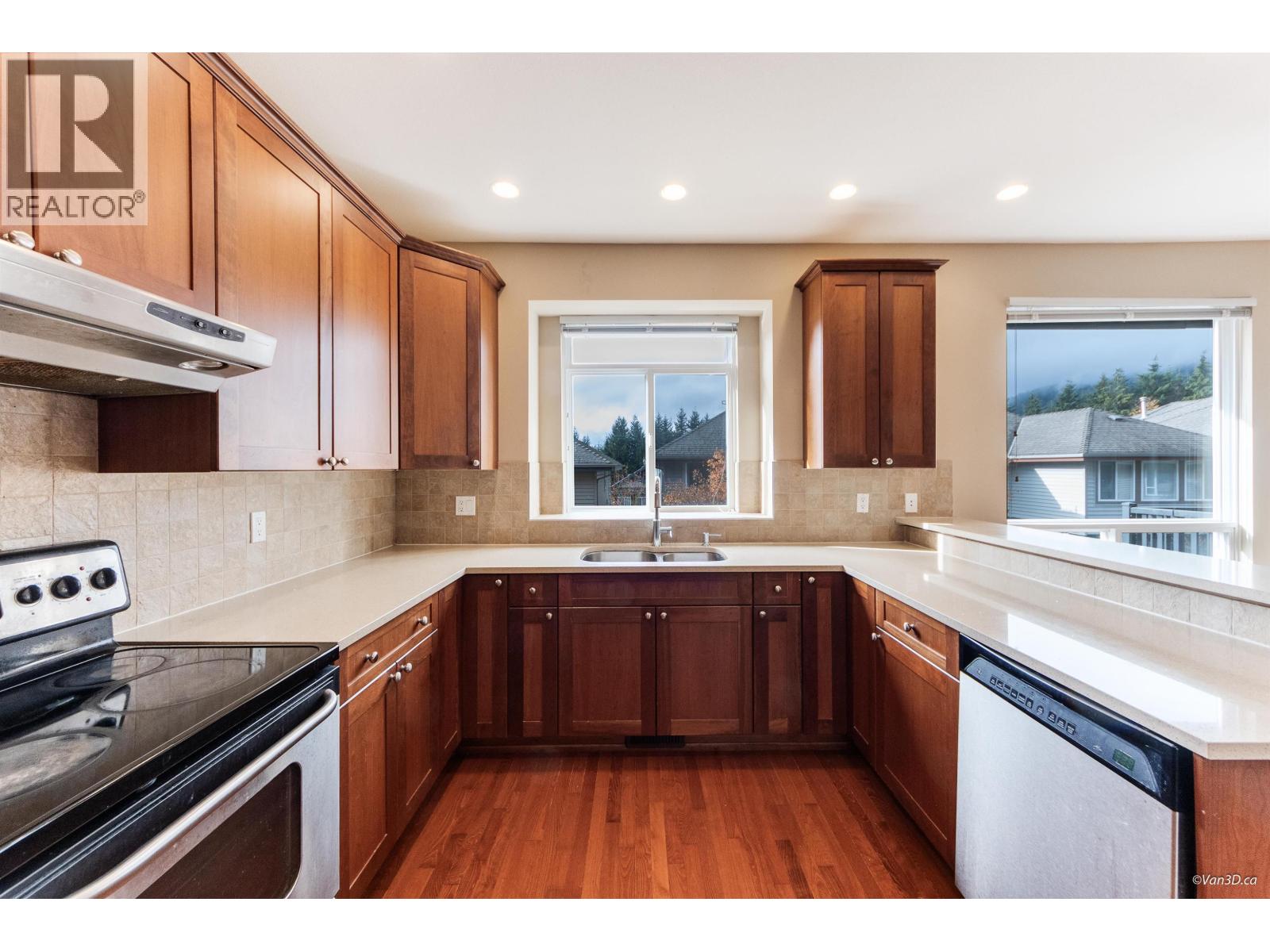 26 1705 Parkway Boulevard, Coquitlam, British Columbia  V3E 3T3 - Photo 12 - R3066652