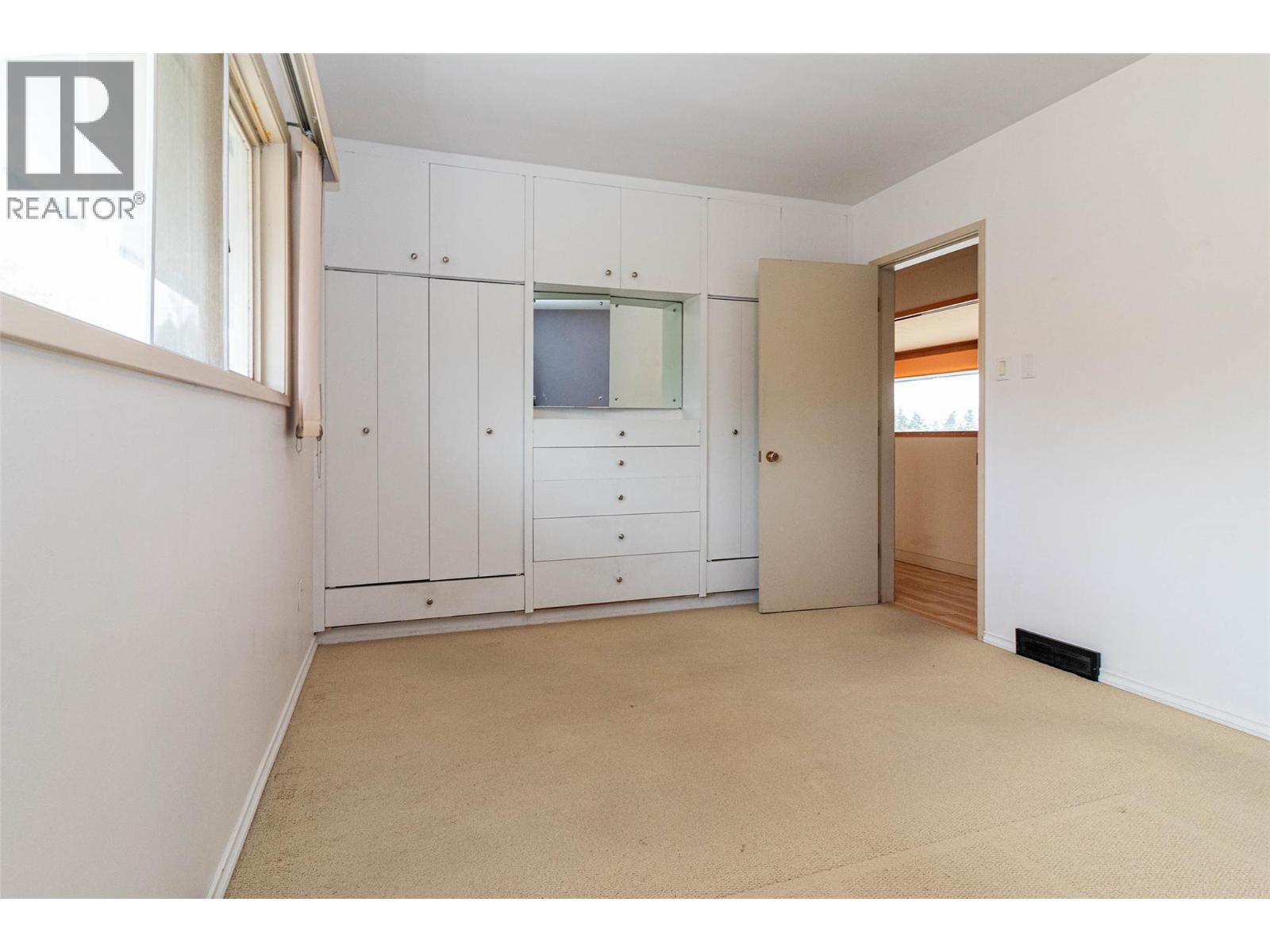 4829 Lakeshore Road, Kelowna, British Columbia  V1W 4H6 - Photo 35 - 10367449