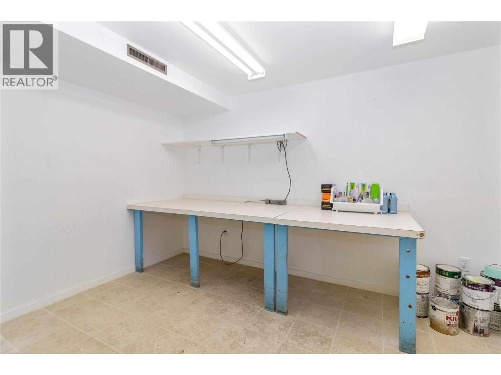 4829 Lakeshore Road, Kelowna, British Columbia  V1W 4H6 - Photo 55 - 10367449