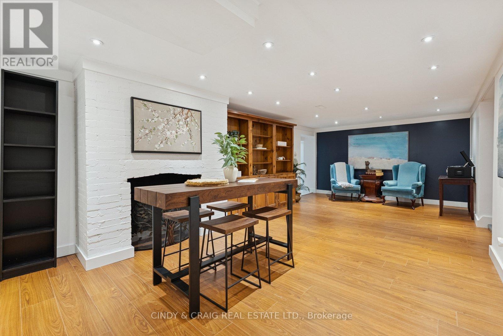 34 Heber Down Crescent, Whitby, Ontario  L1M 1A8 - Photo 15 - E12538578