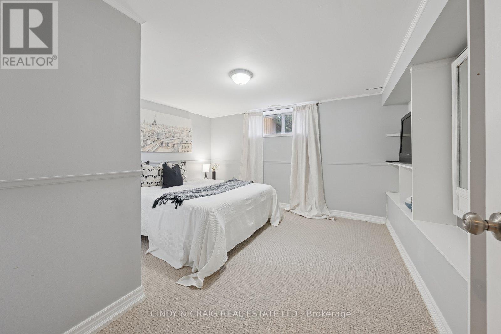 34 Heber Down Crescent, Whitby, Ontario  L1M 1A8 - Photo 17 - E12538578