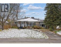 34 HEBER DOWN CRESCENT, Whitby, Ontario