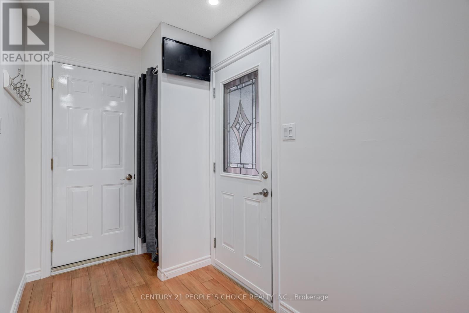36 Ponymill Drive, Toronto, Ontario  M1V 2Y1 - Photo 8 - E12538596