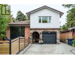 4 AVELINE CRESCENT, Toronto, Ontario