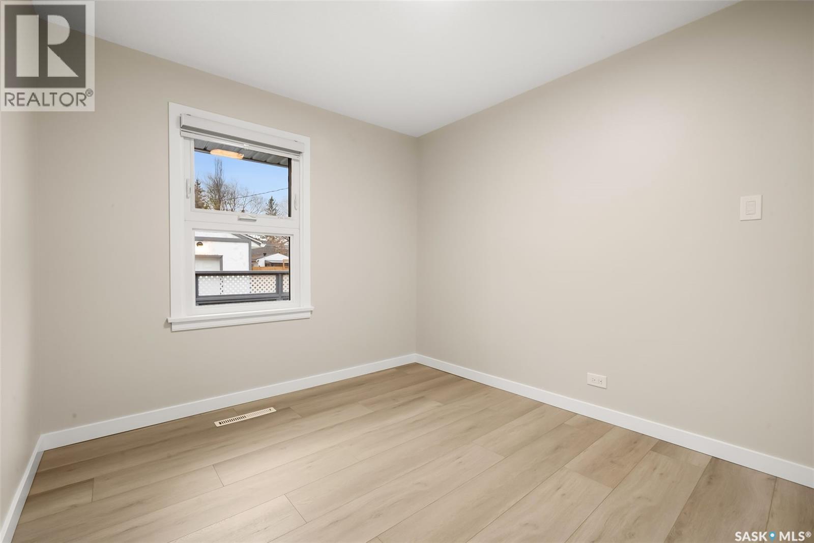 3 Sussex Crescent, Regina, Saskatchewan  S4T 6A3 - Photo 12 - SK023916