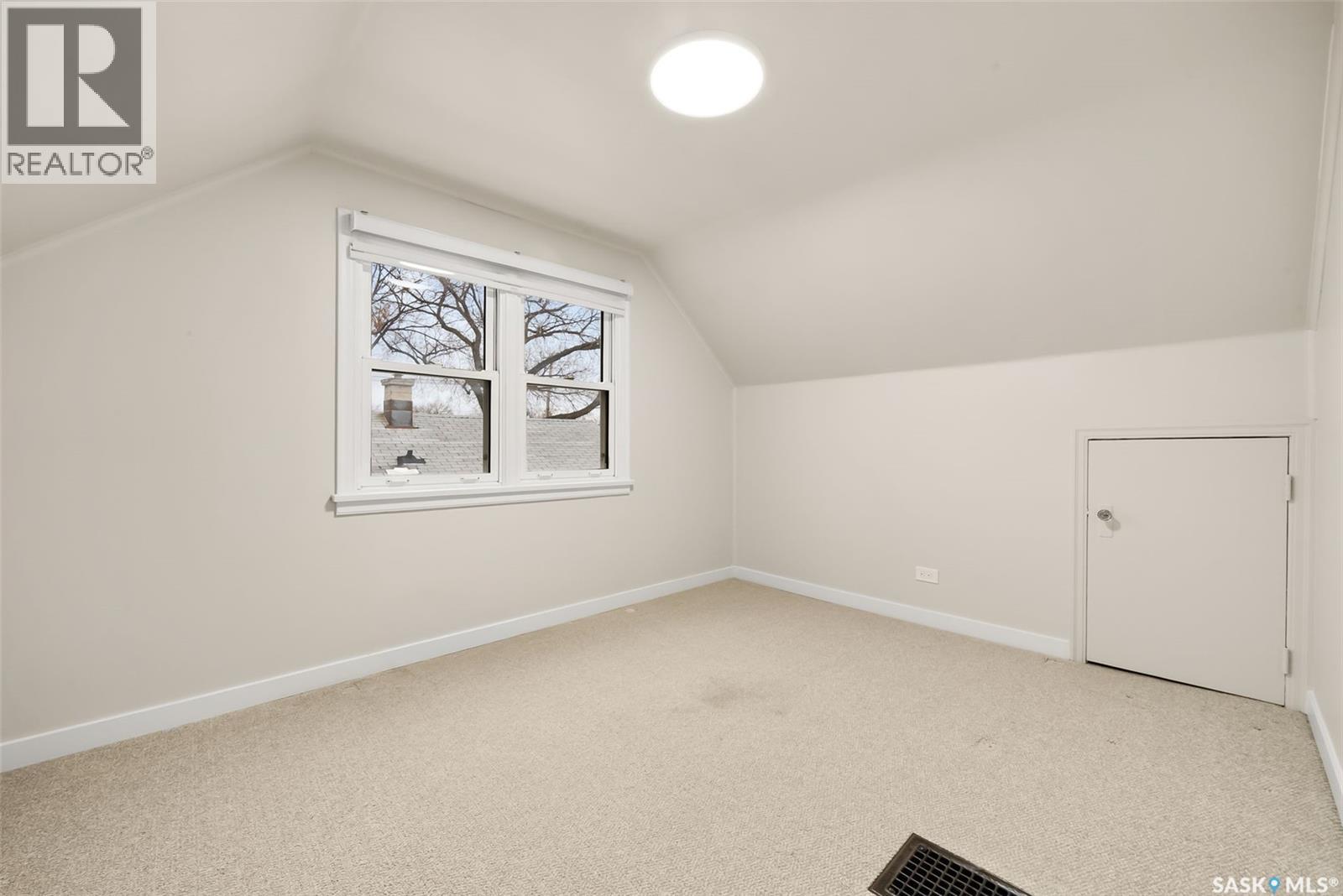 3 Sussex Crescent, Regina, Saskatchewan  S4T 6A3 - Photo 16 - SK023916