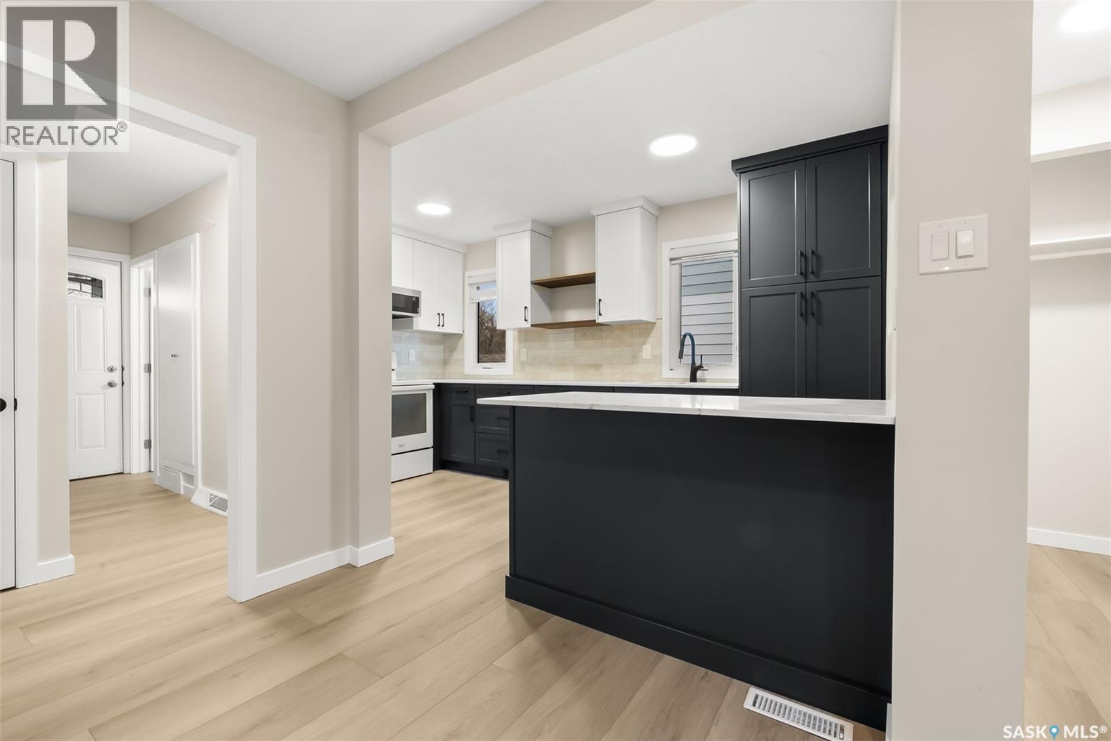 3 Sussex Crescent, Regina, Saskatchewan  S4T 6A3 - Photo 7 - SK023916