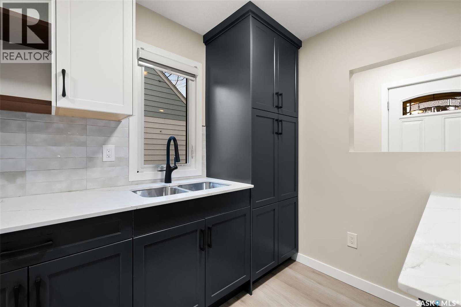 3 Sussex Crescent, Regina, Saskatchewan  S4T 6A3 - Photo 9 - SK023916