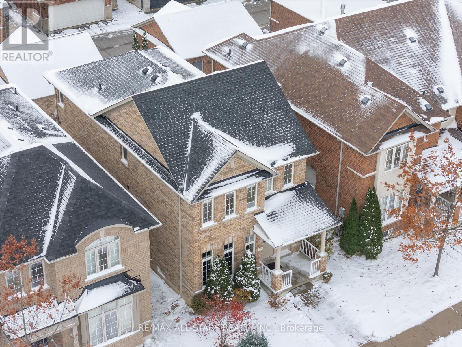 566 Hoover Park Drive, Whitchurch-Stouffville, Ontario  L4A 0S8 - Photo 48 - N12538622